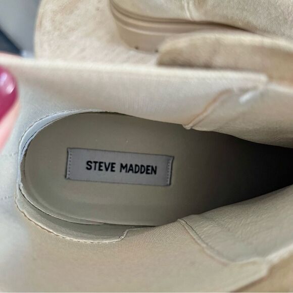 Steve Madden Moira Suede Pull On Boots With Side Stretch Light Tan Cream 10 NWOB - Picture 14 of 14